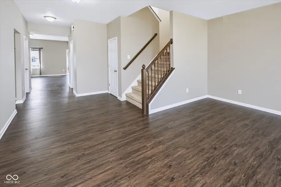 8153 Brookville Way, Avon, IN 46123 - #2