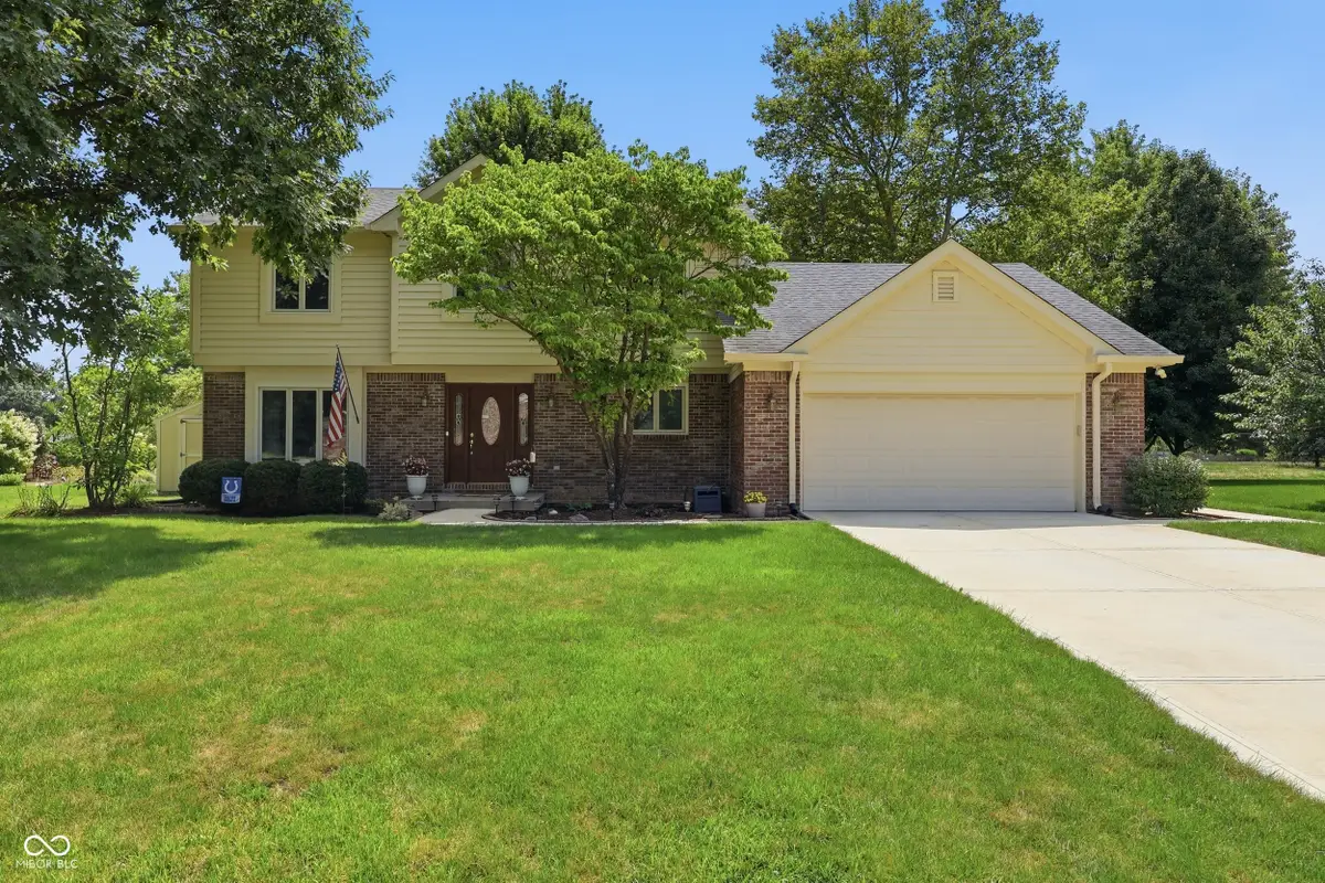 183 Berkshire Lane, Noblesville, IN 46062 - #1
