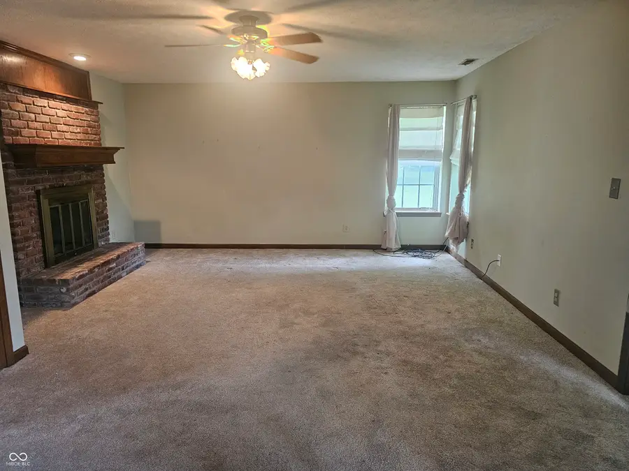 946 Johnathan Drive, Plainfield, IN 46168 - #3