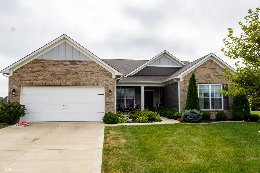 1241 Station Drive, Greenwood, IN 46143 - #3