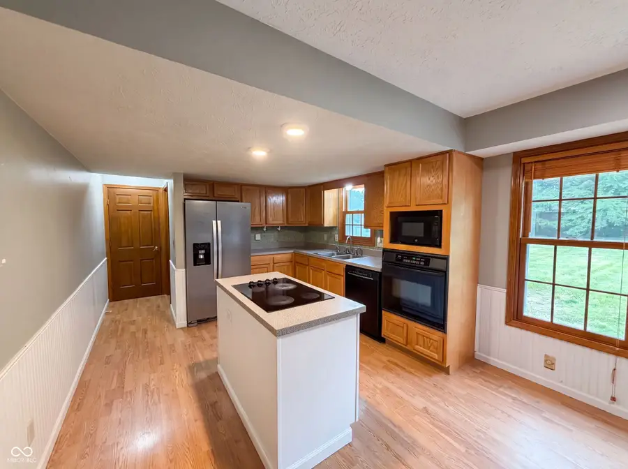 8005 Edgewood Court, Plainfield, IN 46168 - #2