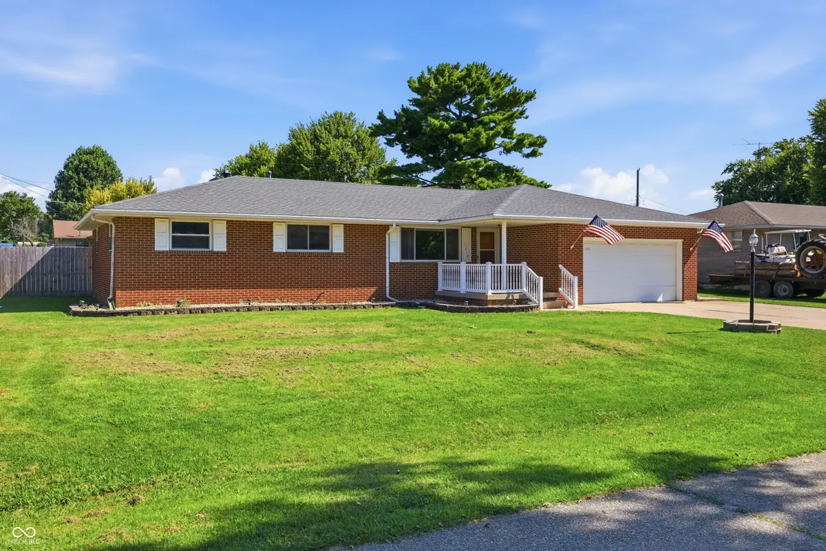 912 W 10th Street, Greensburg, IN 47240 - #1