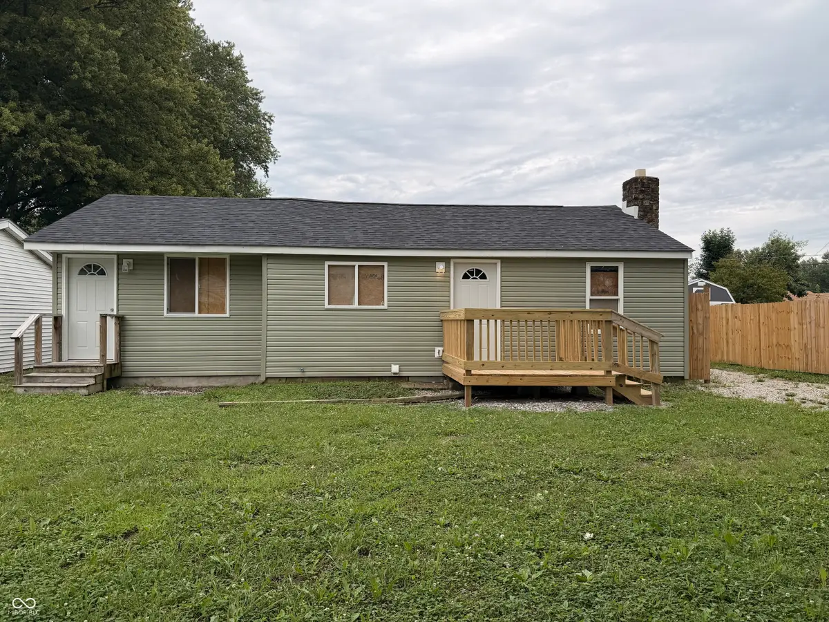 621 Della Road, Columbus, IN 47203 - #1