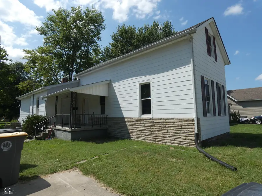842 S Lynn Street, Seymour, IN 47274 - #2