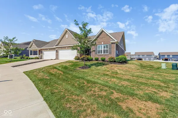 8904 Twain Lane, Indianapolis, IN 46239