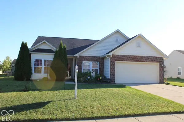 9533 Treyburn Lakes Drive, Indianapolis, IN 46239