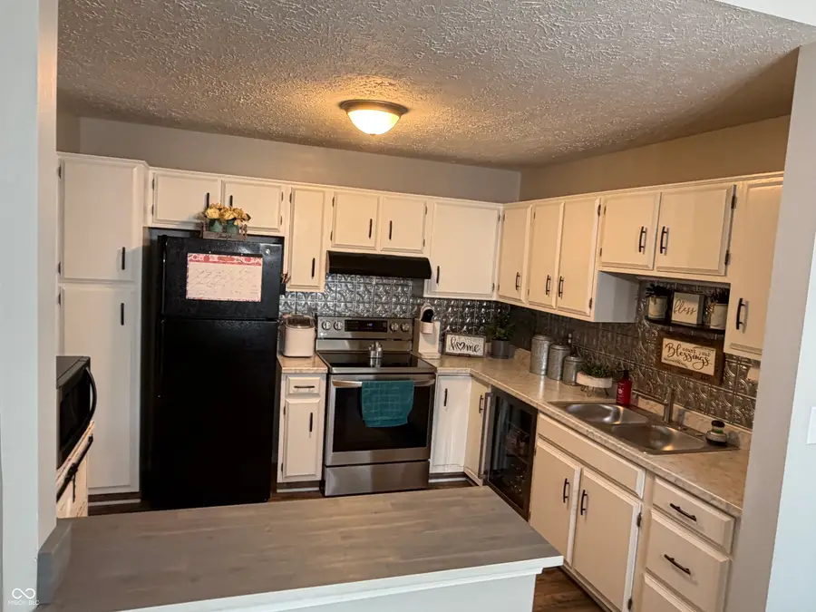2726 Lakeshire Lane, Indianapolis, IN 46268 - #3