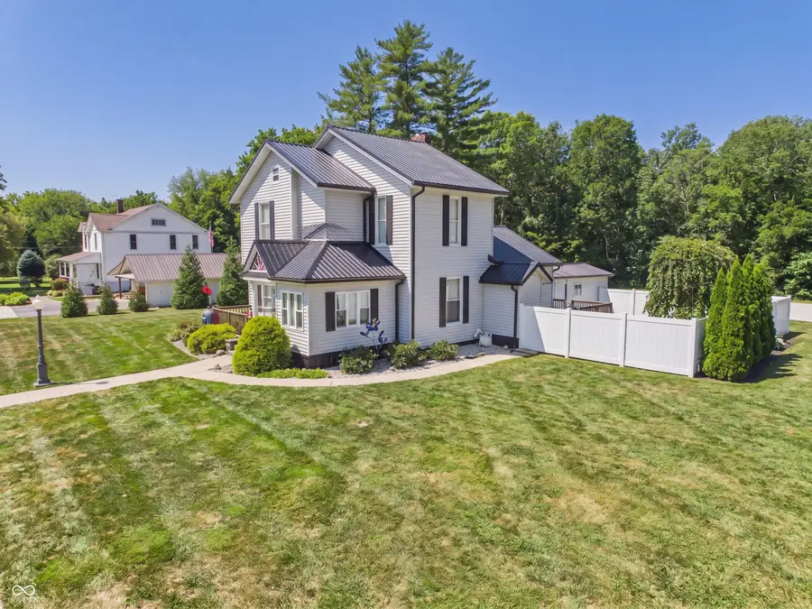 1104 S Harrison Street, Alexandria, IN 46001 - #2