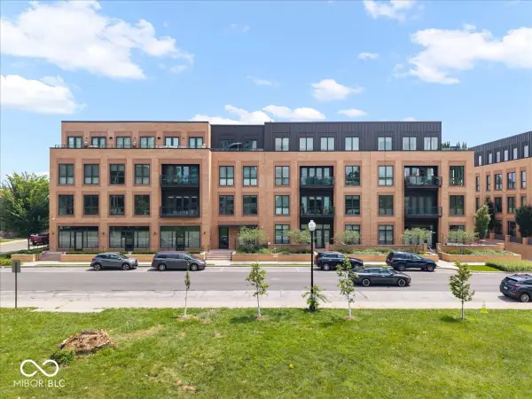 877 N East Street #UNIT 101, Indianapolis, IN 46202