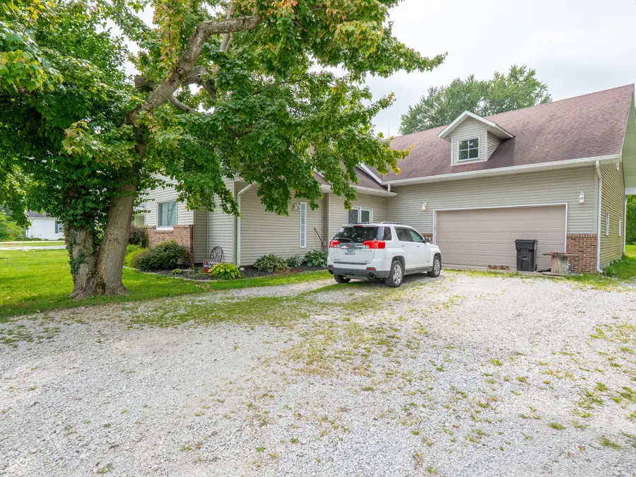 8621 N Murphy Road, Brazil, IN 47834 - #3