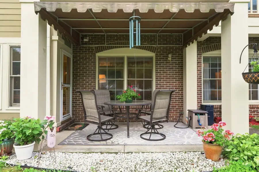 7601 Newport Bay #122, Indianapolis, IN 46240 - #3