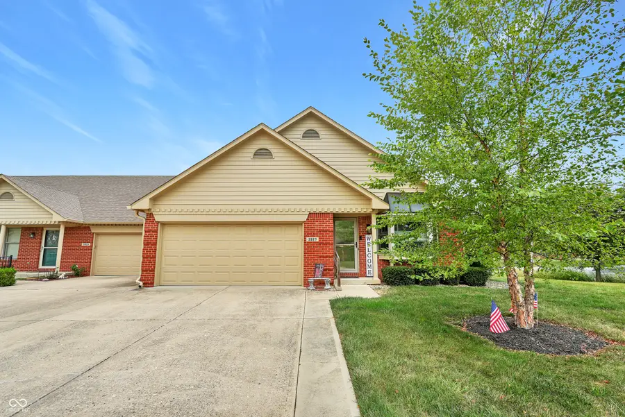 2927 Colony Lake West Drive, Plainfield, IN 46168 - #2