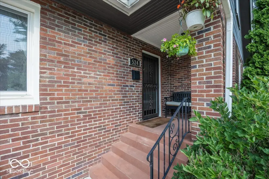 524 Duffey Street, Plainfield, IN 46168 - #2