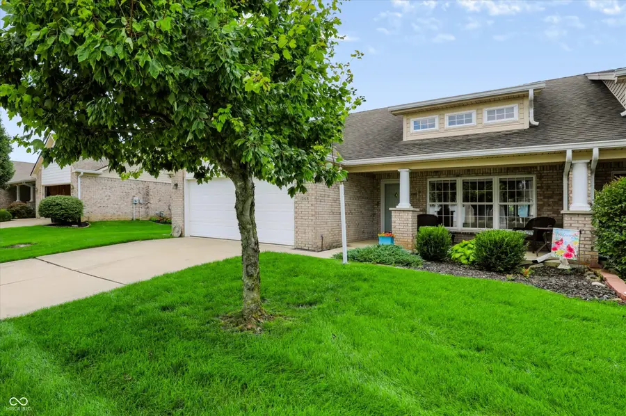 1068 Hilltop Commons Boulevard, Whiteland, IN 46184 - #2