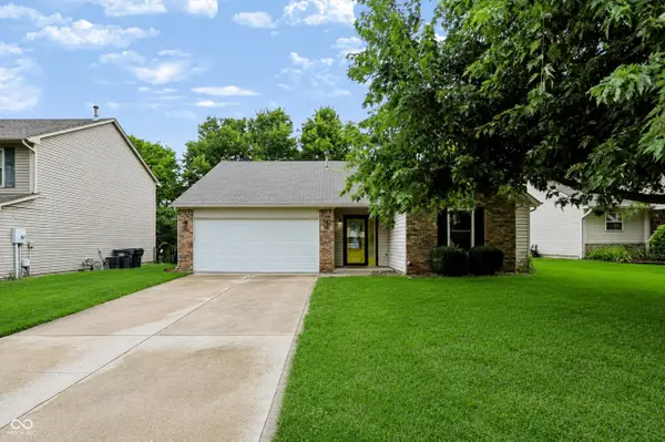 4846 Oakleigh Parkway, Greenwood, IN 46143