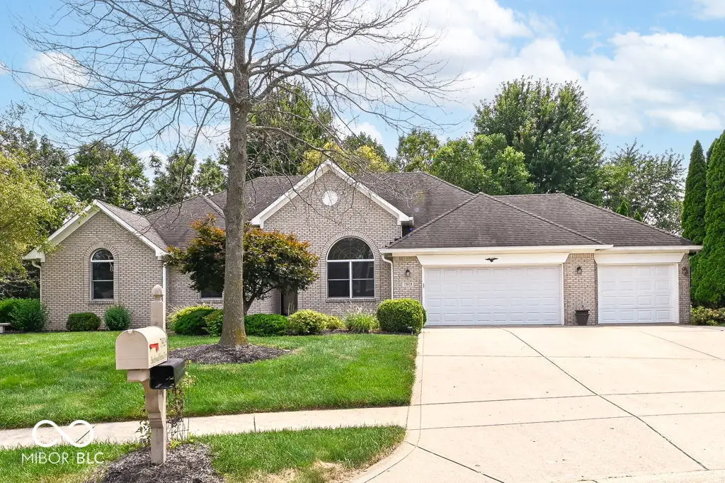 7929 Beechwood Farms, Avon, IN 46123 - #1