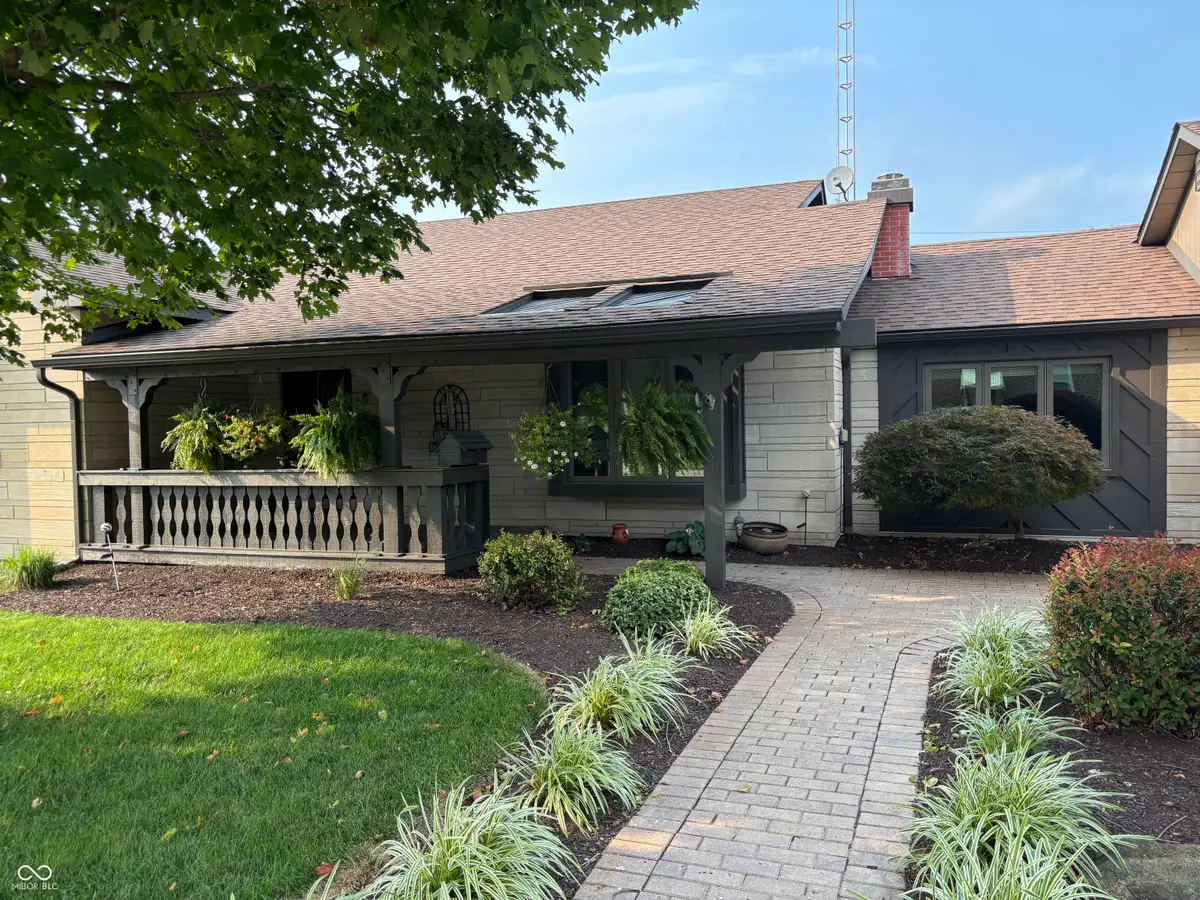 1302 N Park Boulevard, Rushville, IN 46173 - #1
