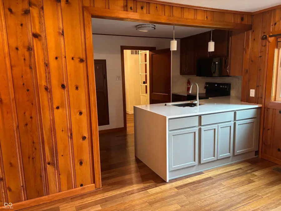 1302 N Park Boulevard, Rushville, IN 46173 - #2