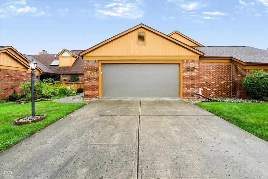 1922 Saint James Place, Anderson, IN 46012 - #2