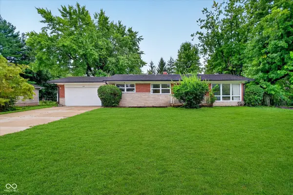 289 W County Line, Greenwood, IN 46142