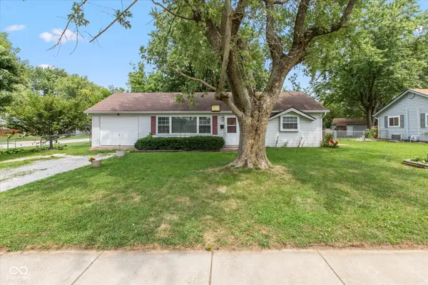 633 Gooseberry Lane, Greenwood, IN 46143