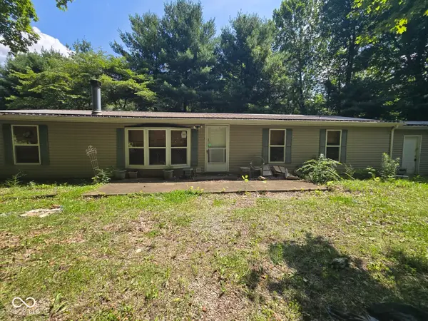 4401 Garard Chapel Road, Bowling Green, IN 47833