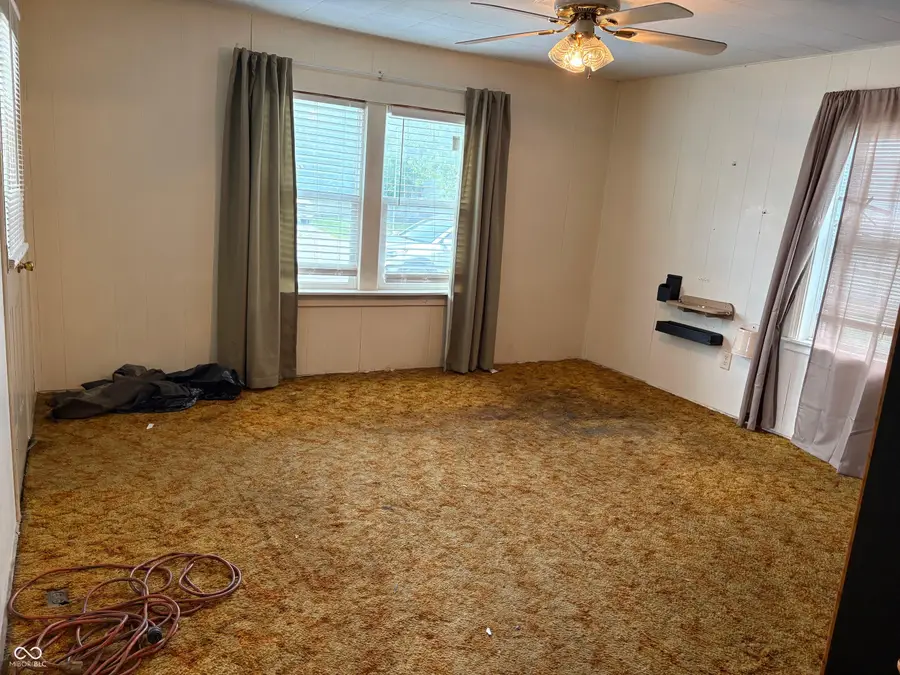 808 Washington Street, Clay City, IN 47841 - #2