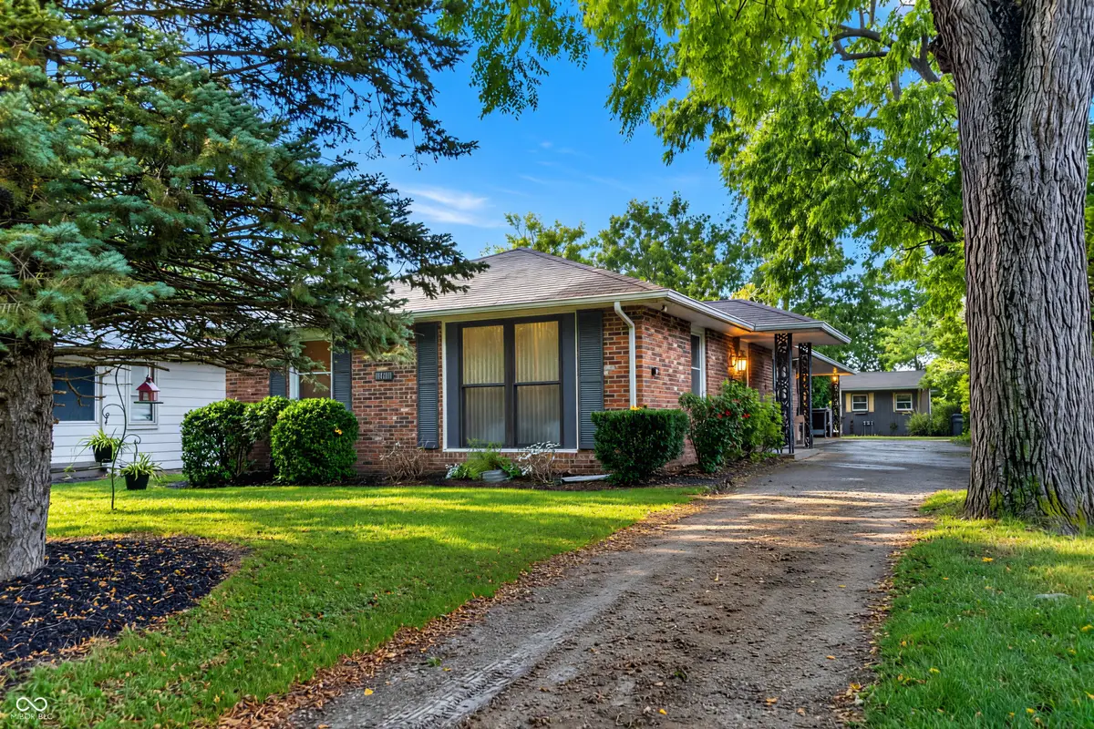 1605 E 8th Street, Anderson, IN 46012 - #1