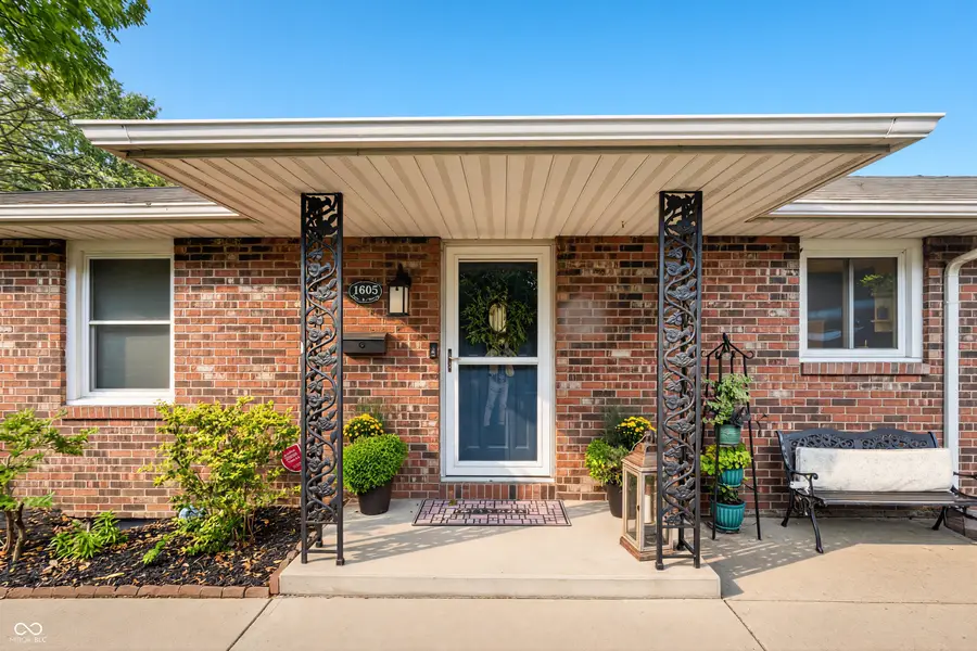 1605 E 8th Street, Anderson, IN 46012 - #3