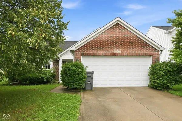 3217 Creekshore Drive, Indianapolis, IN 46268