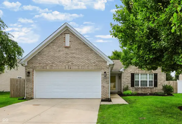 1180 Dahlgren Lane, Cicero, IN 46034