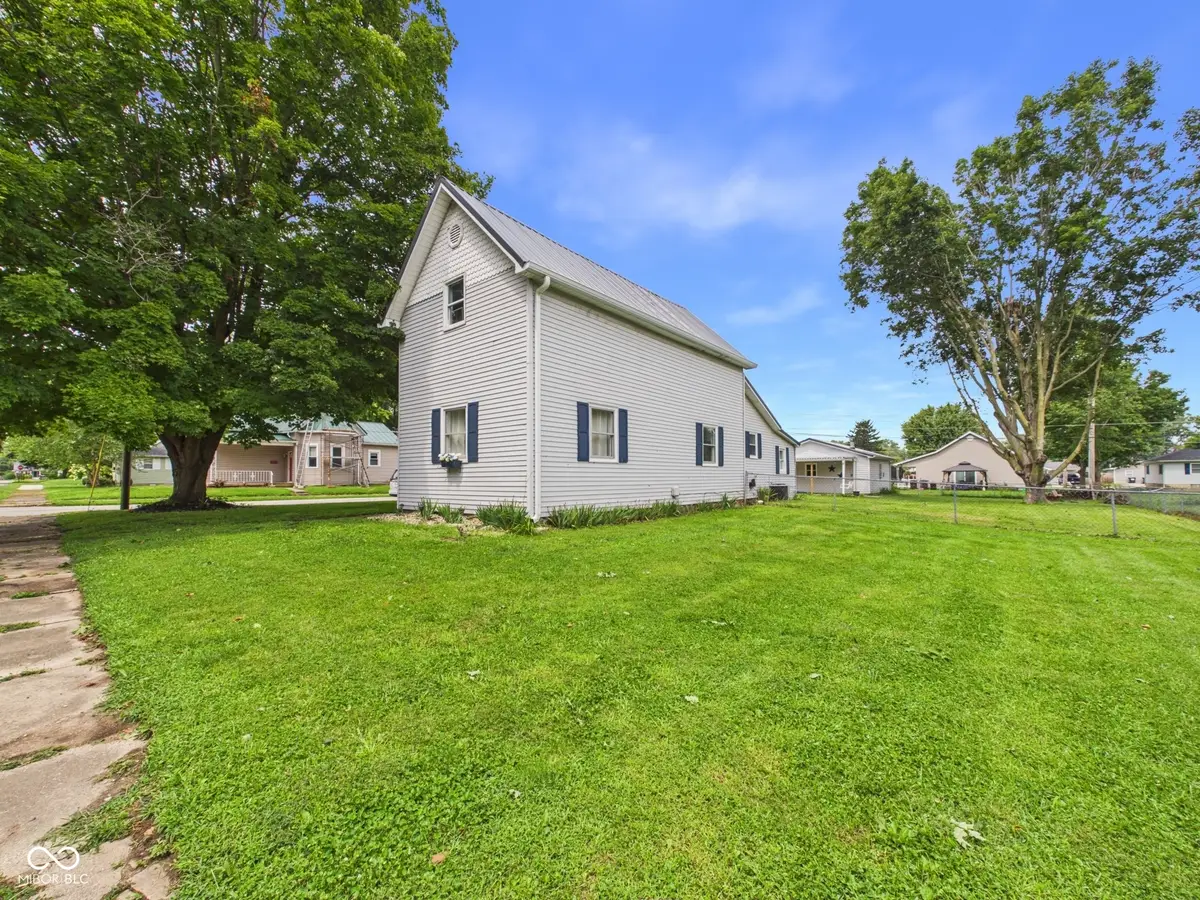 558 Central Avenue, Middletown, IN 47356 - #1