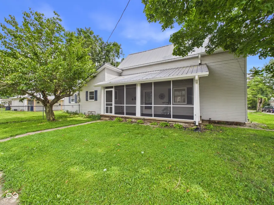 558 Central Avenue, Middletown, IN 47356 - #2