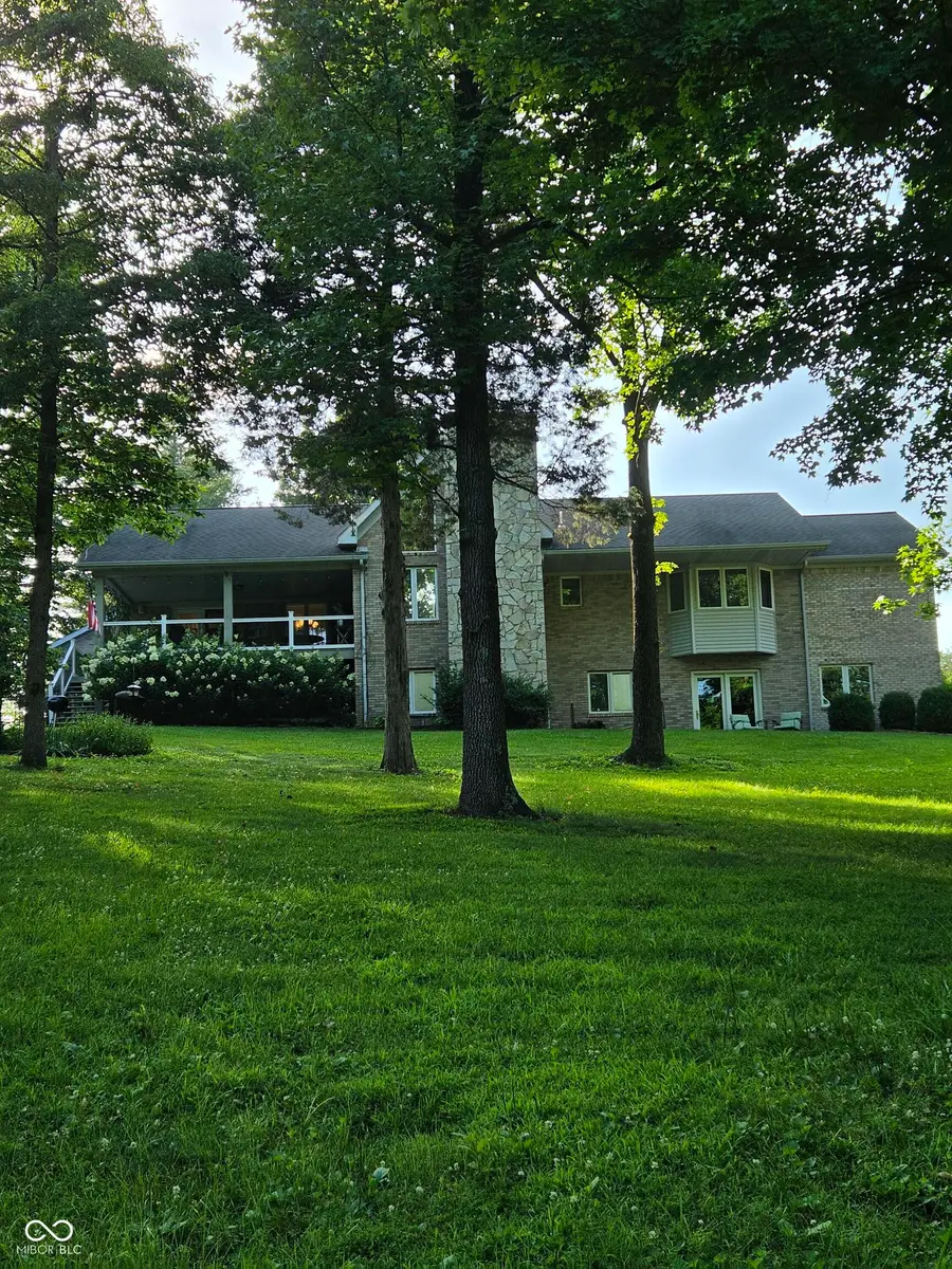 3845 Valley View Drive, Mount Vernon, IN 47620 - #2