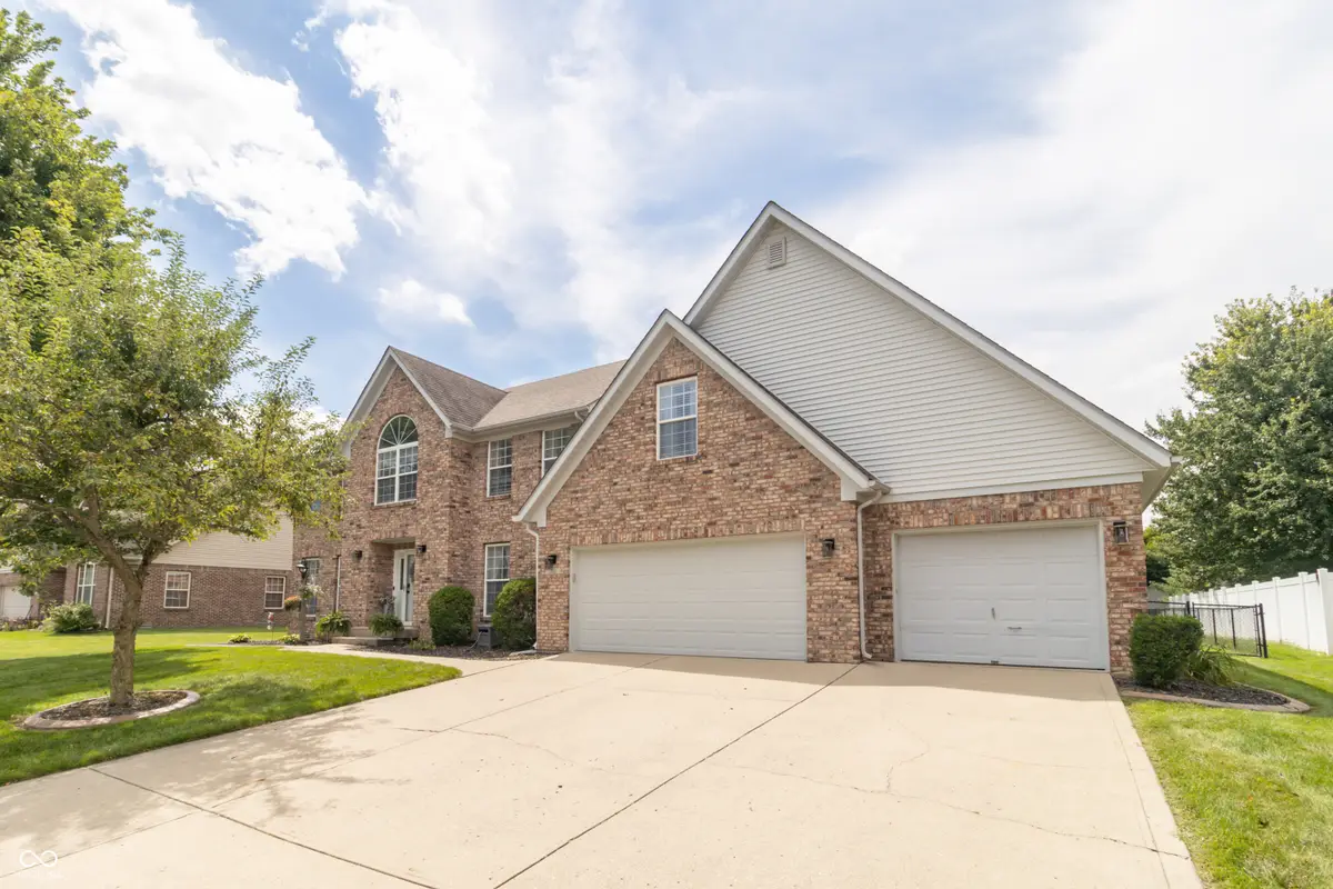 1518 Pippin Drive, Greenfield, IN 46140 - #1