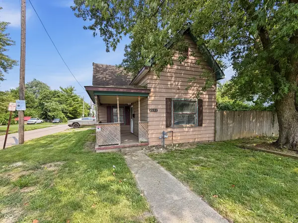 2202 Columbus Avenue, Anderson, IN 46016