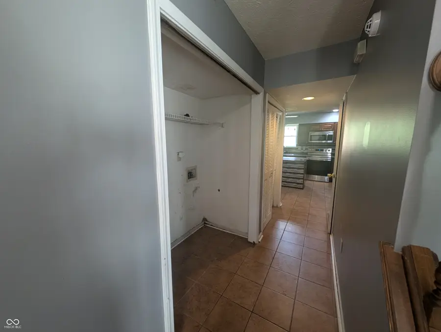 1674 Park Hill Drive, Indianapolis, IN 46229 - #3
