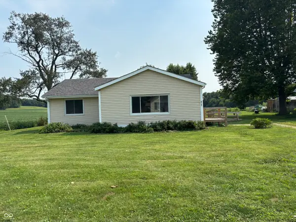 407 E Log Street, Carthage, IN 46115