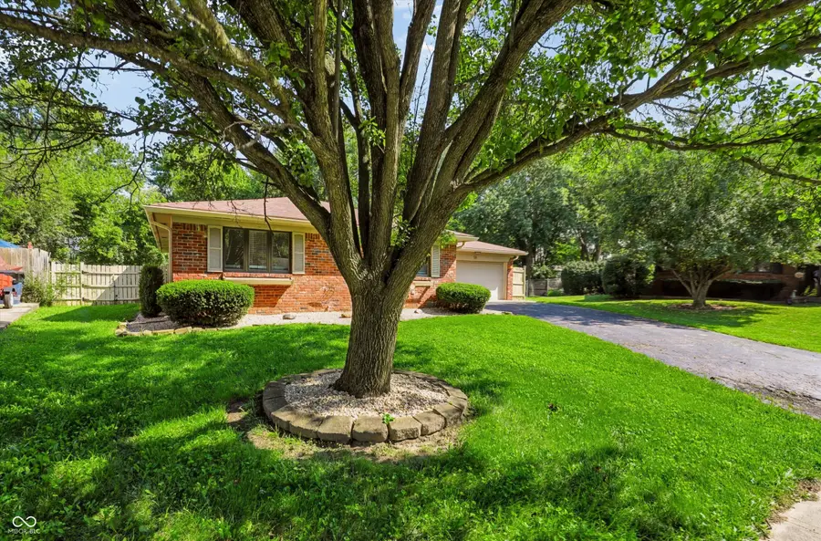 18 Roderick Court, Beech Grove, IN 46107 - #2