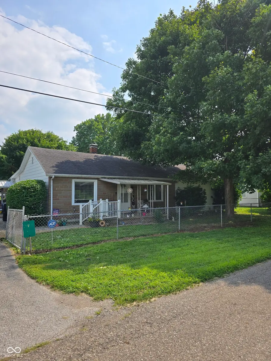 1121 W Washington Avenue, Shelbyville, IN 46176 - #3