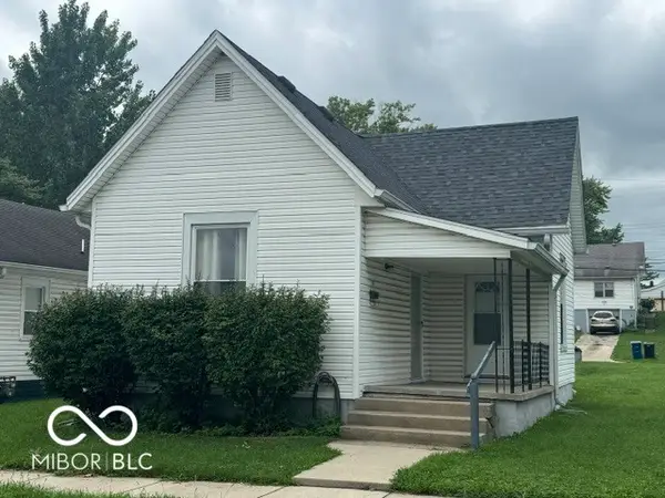 933 Shelby Street, Shelbyville, IN 46176