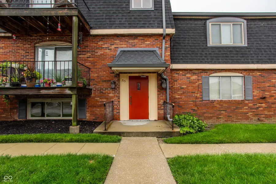 315 Elmead Court #3017, Greenwood, IN 46142 - #3