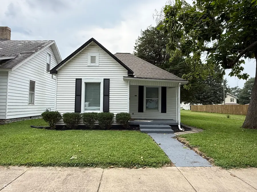613 S 15th Street, Terre Haute, IN 47807 - #3
