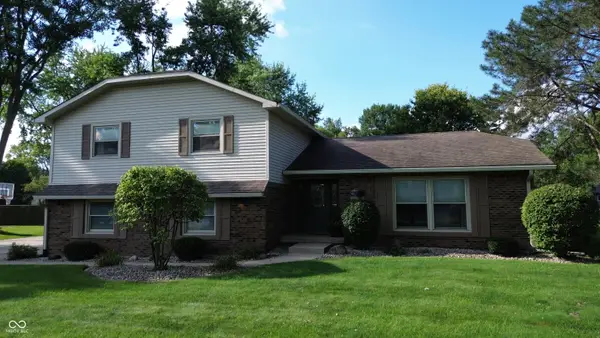 204 S Oak Boulevard Drive, Greenfield, IN 46140