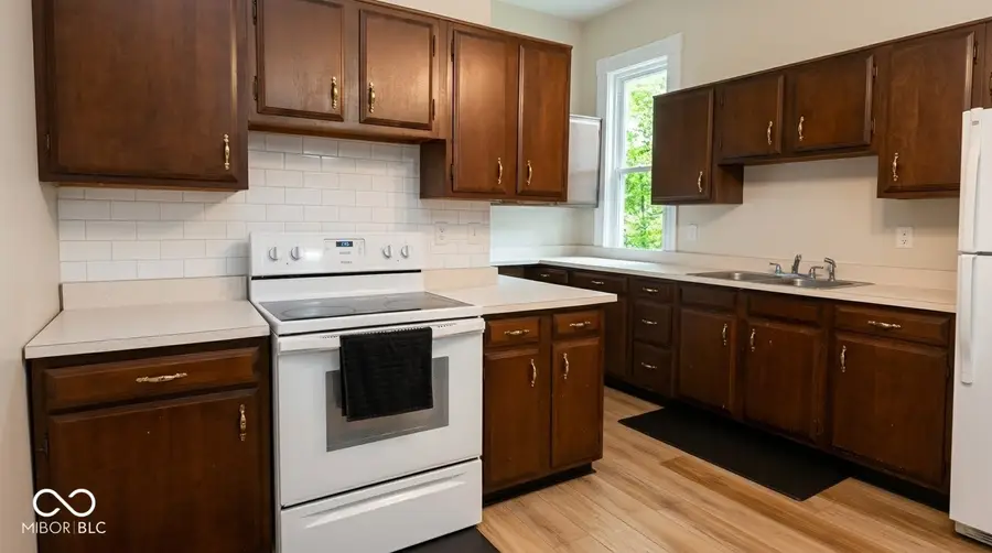 417 E 4th Street, Seymour, IN 47274 - #3