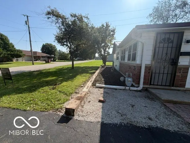 336 E Wilkison, Montezuma, IN 47862 - #2