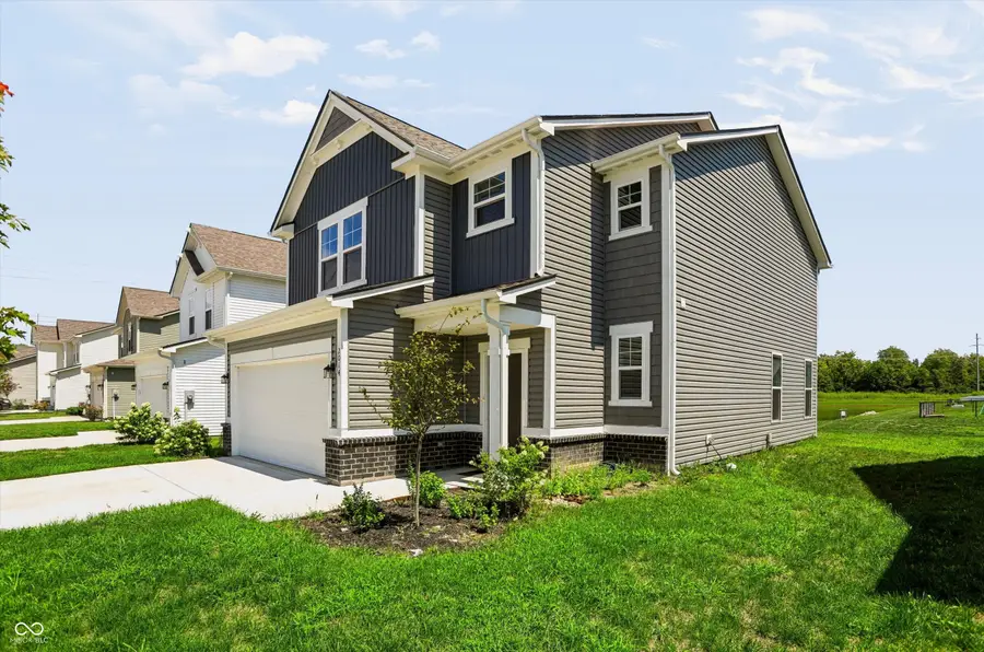 2014 Oak Leaf Way, Shelbyville, IN 46176 - #2