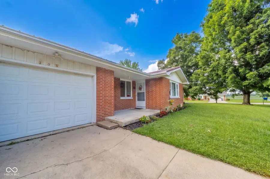 305 N Ellis Road, Muncie, IN 47303 - #3
