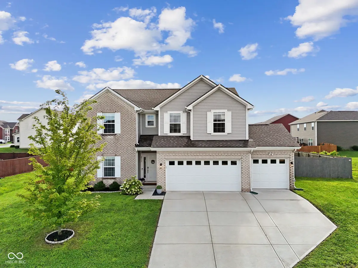 2317 Shadow Trace Way, Greenwood, IN 46143 - #1