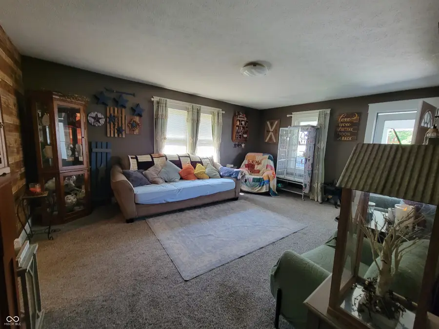 720 Euclid Avenue, Seymour, IN 47274 - #3